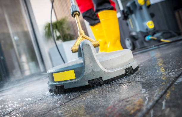 Why Choose Our Certified Pressure Washing Experts for Your Project Needs in Kenilworth, IL?